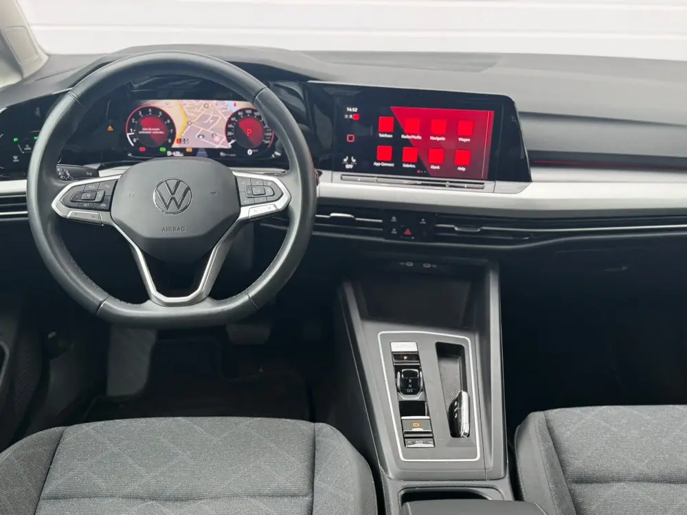 Volkswagen Golf 8 / 1.5eTSI / 7-DSG / 2023 / Automaat / uit 2023, foto 12