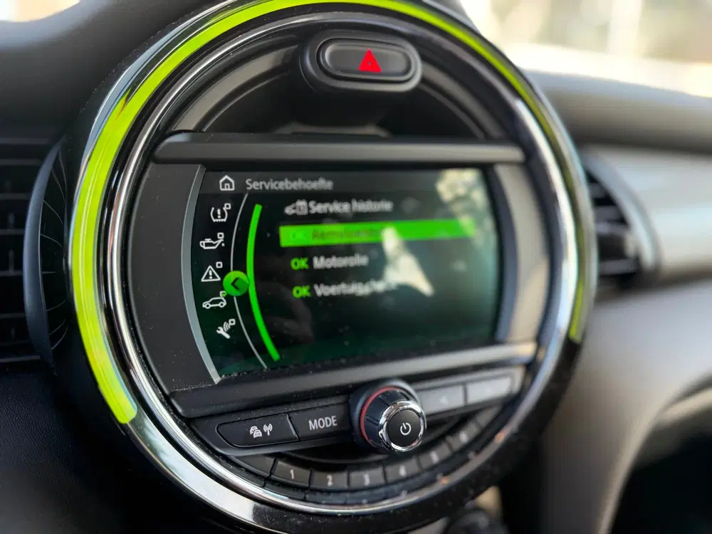 Mini Cooper 1.5 Cooper Chili uit 2020, foto 18