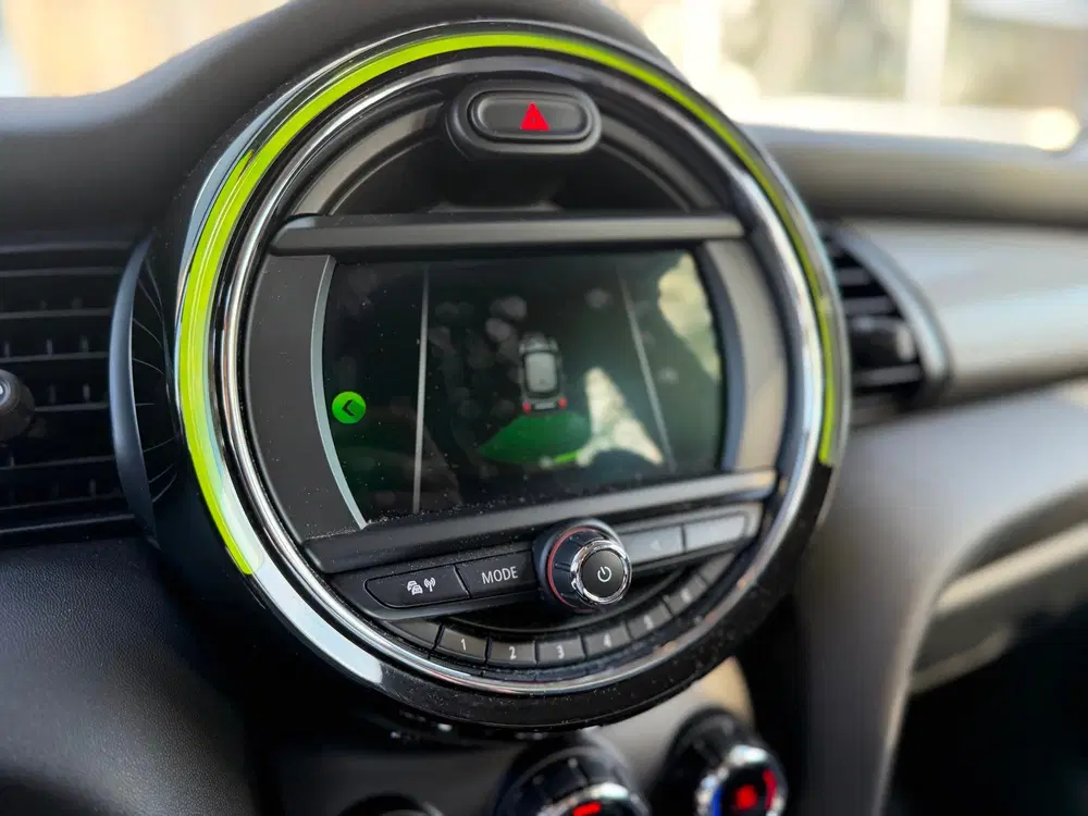Mini Cooper 1.5 Cooper Chili uit 2020, foto 20