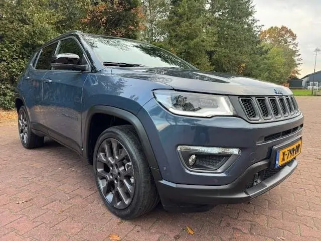 Jeep Compass 4xe 240 Plug-in Hybrid 180PK TRAILHAWK/PANO/LEE uit 2021