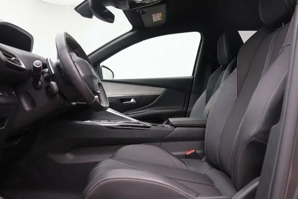 Peugeot 5008 1.2 GT 130PK Automaat uit 2023, foto 10