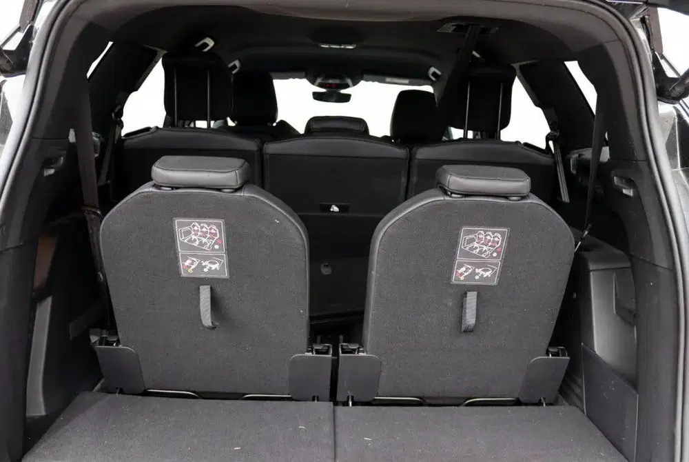 Peugeot 5008 1.2 GT 130PK Automaat uit 2023, foto 12