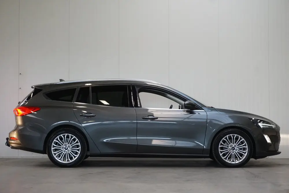 Ford Focus Wagon 1.5 EcoBlue Titanium Business AUTOMAAT! LED uit 2019, foto 16