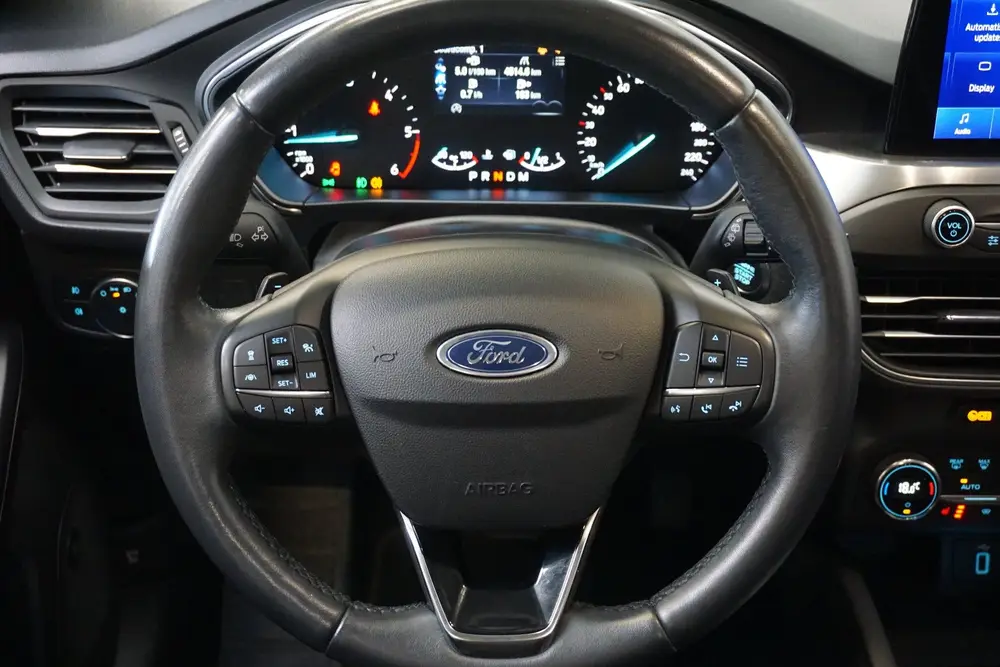 Ford Focus Wagon 1.5 EcoBlue Titanium Business AUTOMAAT! LED uit 2019, foto 4