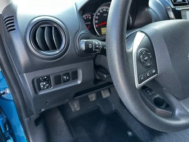 Mitsubishi Space Star 1.2 Connect+ uit 2023, foto 18