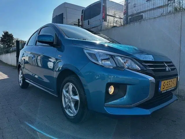 Mitsubishi Space Star 1.2 Connect+ uit 2023, foto 9