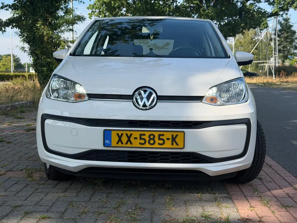 Volkswagen Up! 1.0 60PK 5D BMT 2019 Wit uit 2019, foto 2