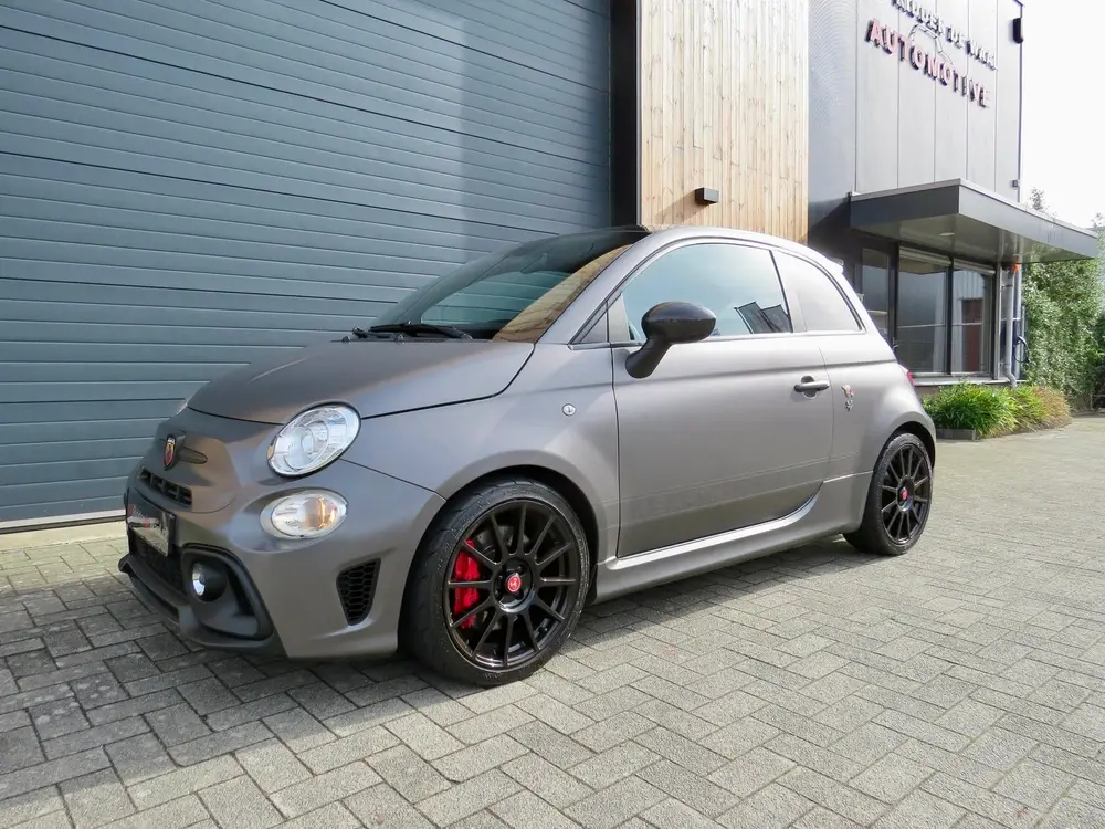Abarth 500 1.4 595 70th Anniversary*Akra *Pano* 210 pK vol uit 2020, foto 7