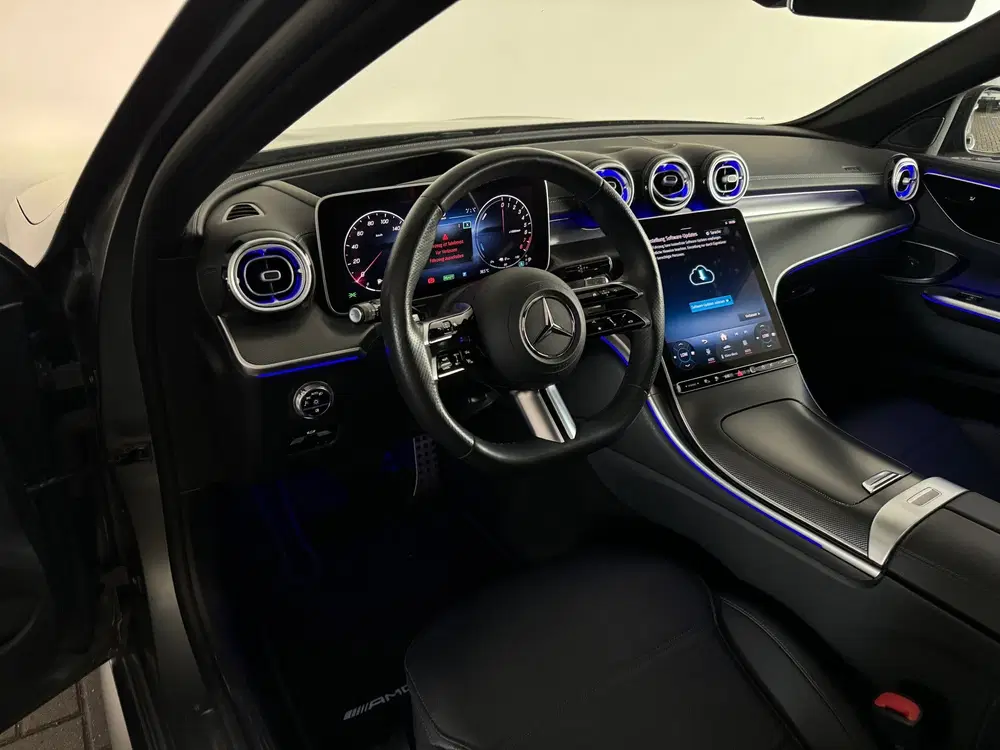 Mercedes-Benz C-Klasse 300 e AMG Pano uit 2023, foto 5