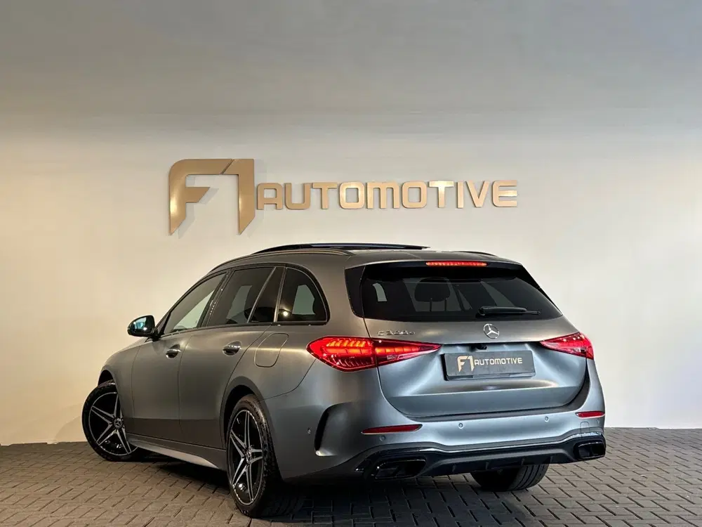 Mercedes-Benz C-Klasse 300 e AMG Pano uit 2023, foto 8