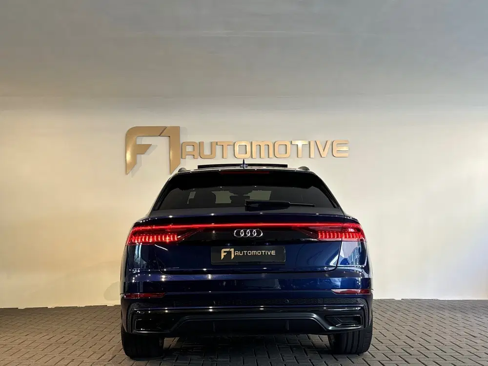 Audi Q8 55 TFSI e quattro S Line Pano uit 2021, foto 11
