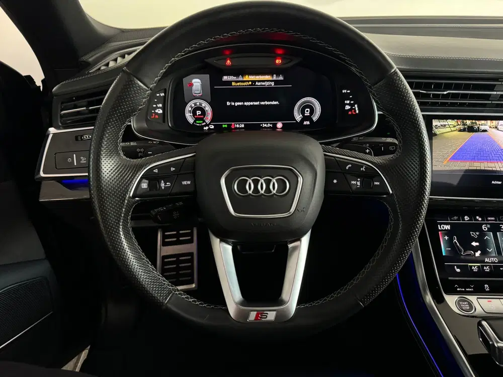 Audi Q8 55 TFSI e quattro S Line Pano uit 2021, foto 14