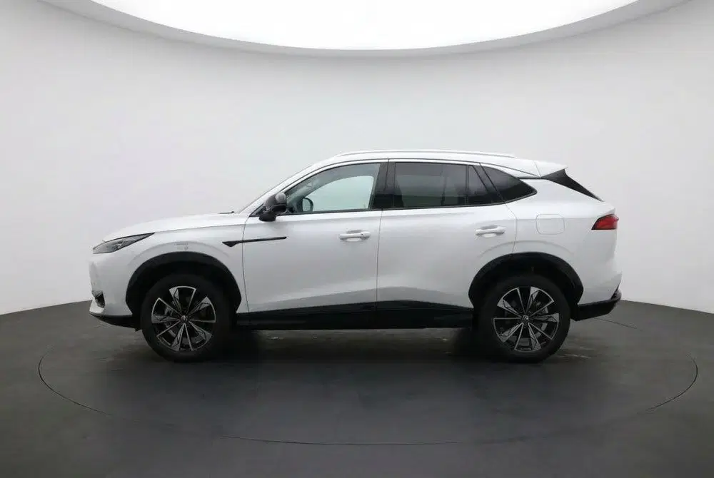 MG HS 1.5 Luxury 272 pk l Leder l 360 Camera l V uit 2026, foto 5
