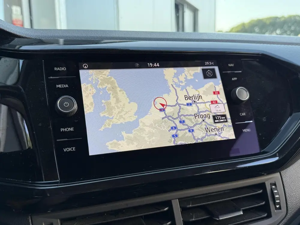 Volkswagen T-Cross 1.0 TSI R-Line | Full LED | Digital Cockp uit 2019, foto 13