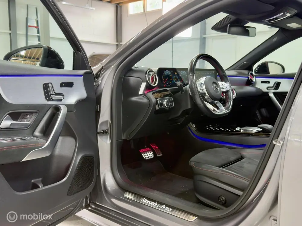 Mercedes-Benz A-Klasse 200 AMG uit 2021, foto 10