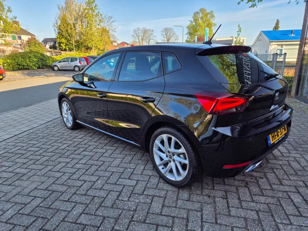 SEAT Ibiza 1.0 EcoTSI FR 116 pk Business Connect auto uit 2024, foto 2