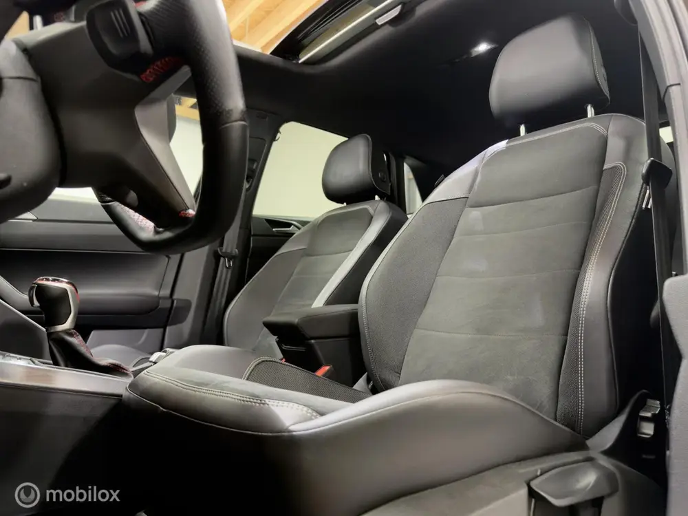 Volkswagen Polo 2.0 TSI GTI | PANO | Beats | IQ | Dodeh | AC uit 2022, foto 4
