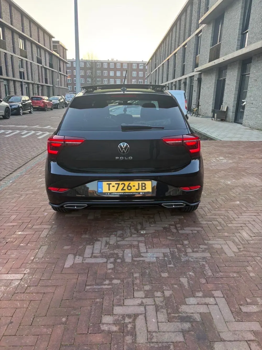 Volkswagen Polo 1.0 TSI 110pk Dsg-7 2022 Zwart uit 2022, foto 16