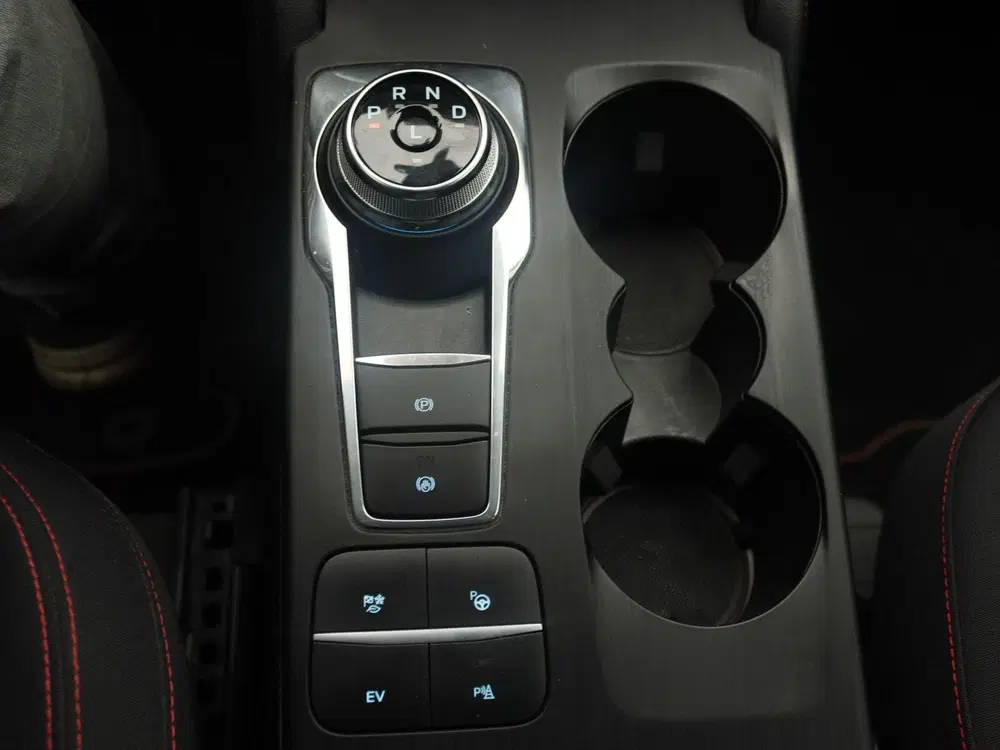 Ford Kuga 2.5 PHEV ST-Line X uit 2022, foto 10