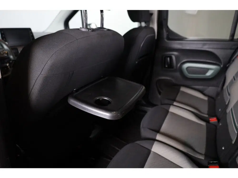 Citroën Berlingo XL PT 130 Shine Automaat-8 7 zits uit 2020, foto 14