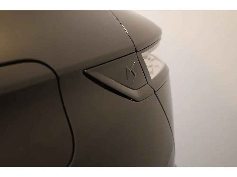 DS Automobiles DS 7 DS DS 7 e-Tense 360 4x4 La Première Nappa uit 2023, foto 11