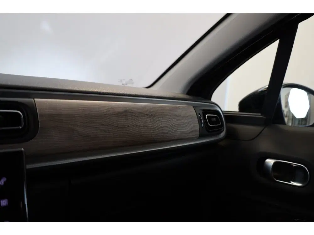Citroën C3 PT 83 Shine Lichtmetaal uit 2022, foto 18