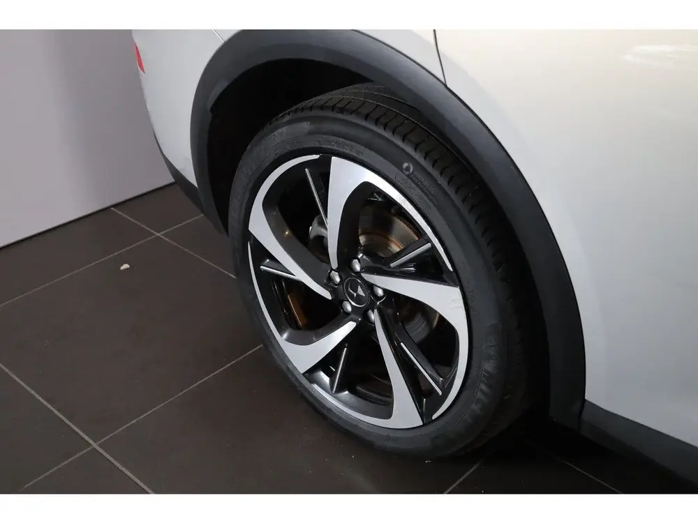 DS Automobiles 7 DS DS 7 Crossback PT 180 Grand Chic Automaat-8 20 " | Panora uit 2020, foto 11