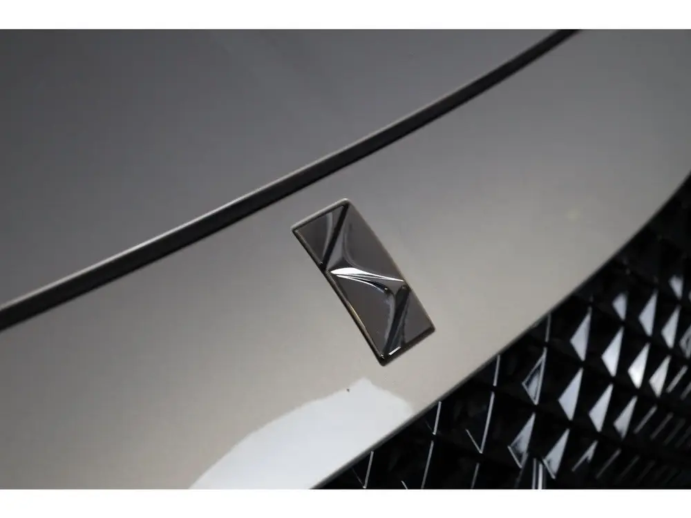 DS Automobiles 7 DS DS 7 Crossback PT 180 Grand Chic Automaat-8 20 " | Panora uit 2020, foto 7