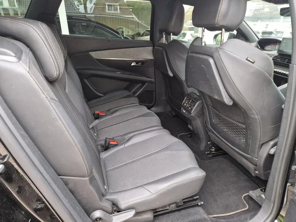 Peugeot 5008 1.2T 130pk Automaat GT uit 2023, foto 14