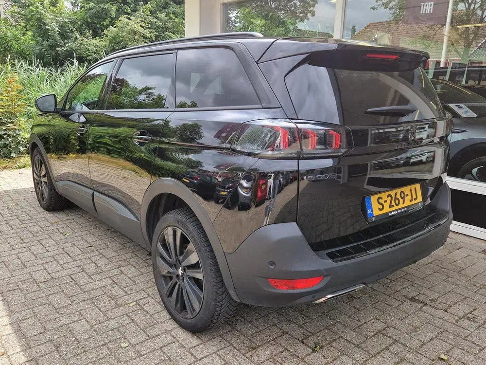 Peugeot 5008 1.2T 130pk Automaat GT uit 2023, foto 3