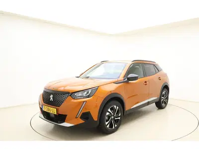 Peugeot 2008 1.2T Allure Pack 130pk uit 2023
