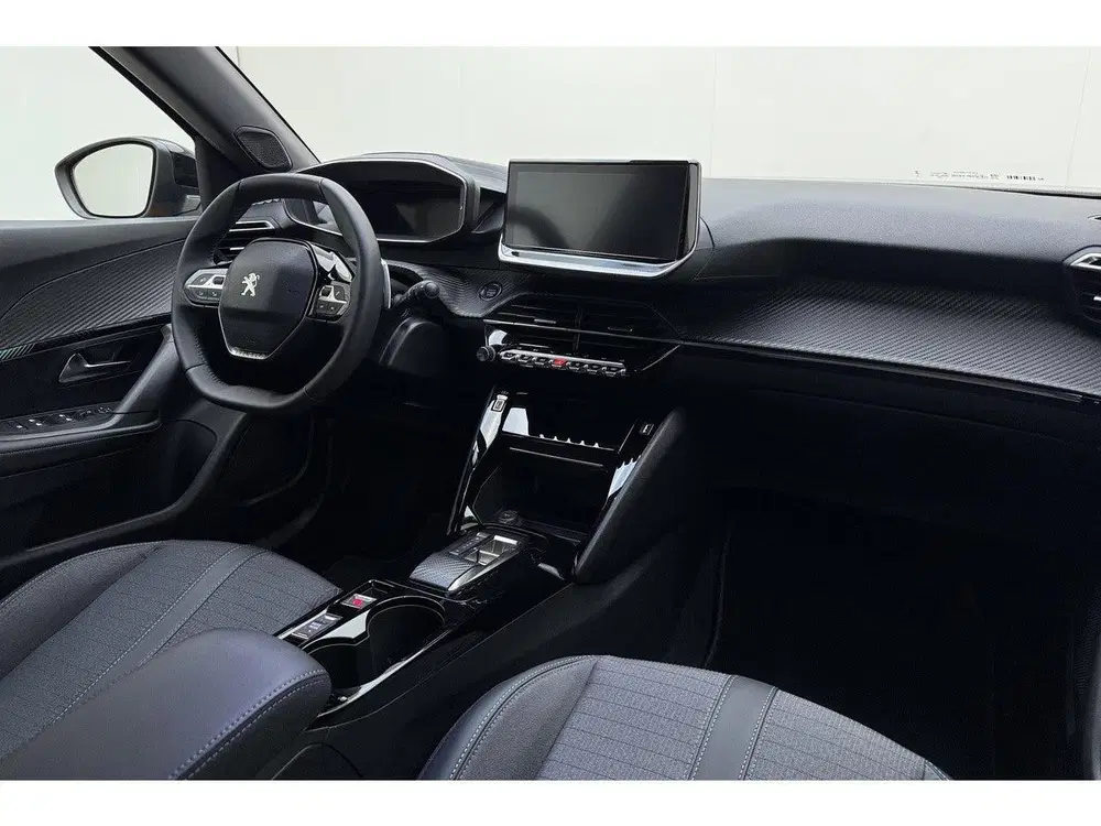 Peugeot 2008 1.2T Allure Pack 130pk uit 2023, foto 15