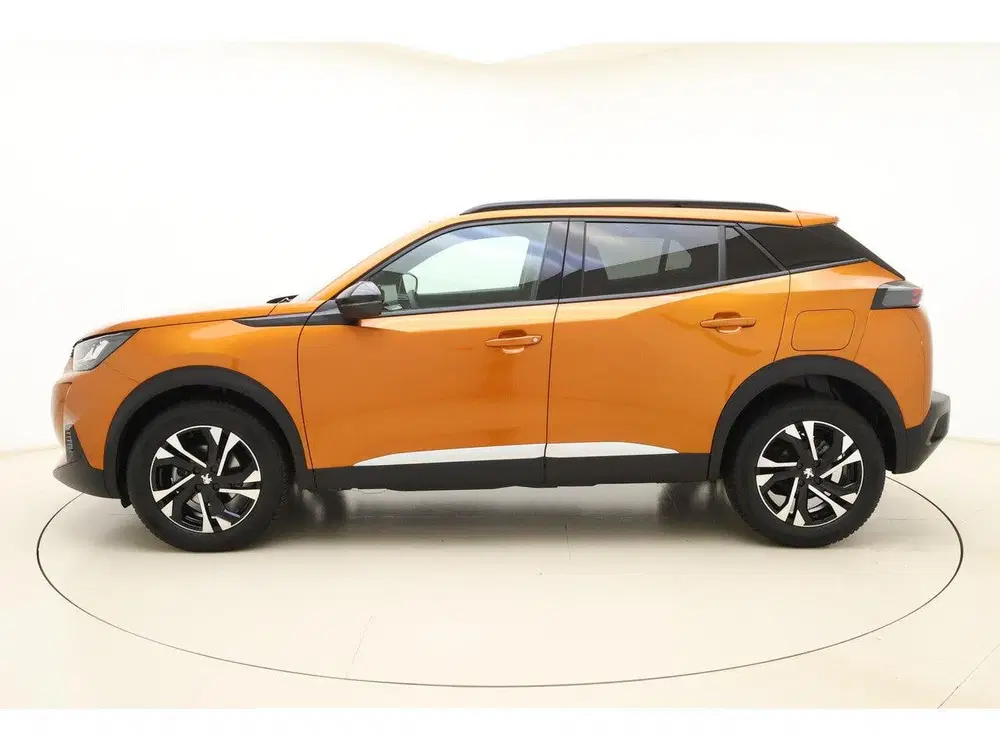 Peugeot 2008 1.2T Allure Pack 130pk uit 2023, foto 5