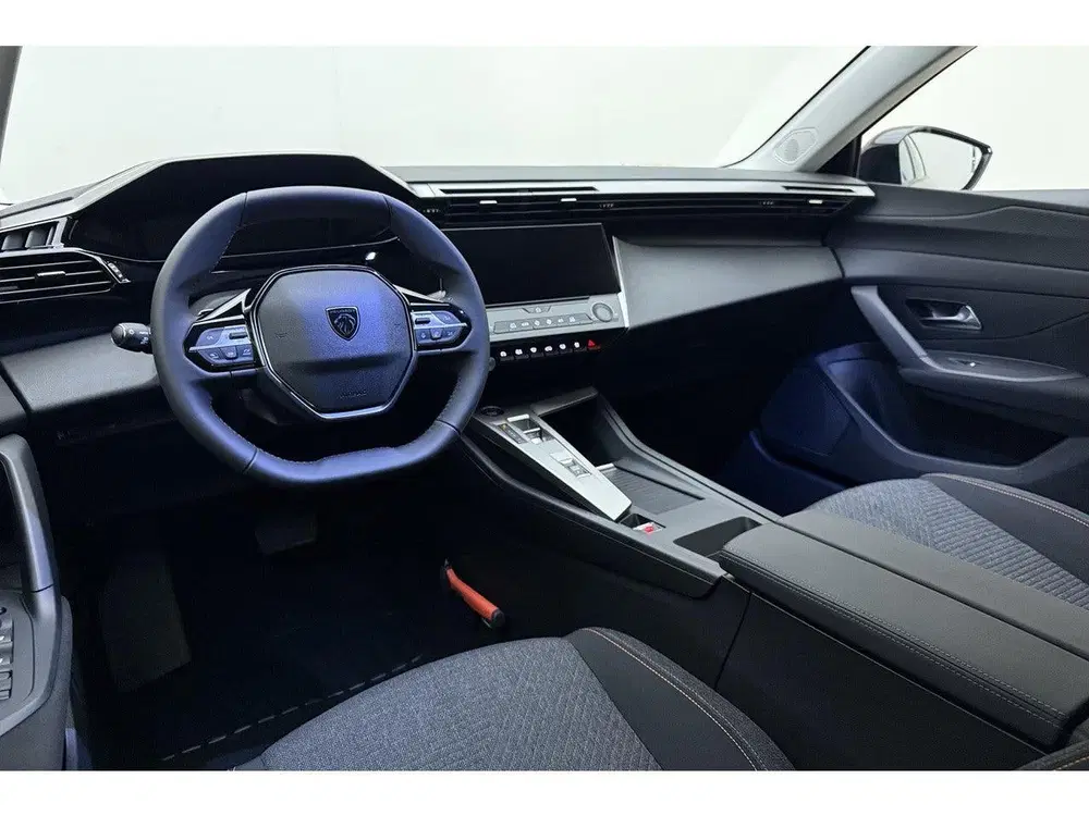 Peugeot 308 SW 1.2 Hybrid 145pk e-DCS6 Business uit 2026, foto 16