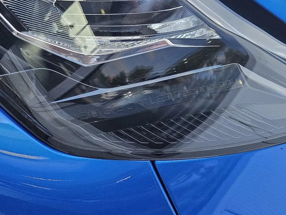 Peugeot 2008 EV Blue Lease Allure 50 kWh uit 2021, foto 12