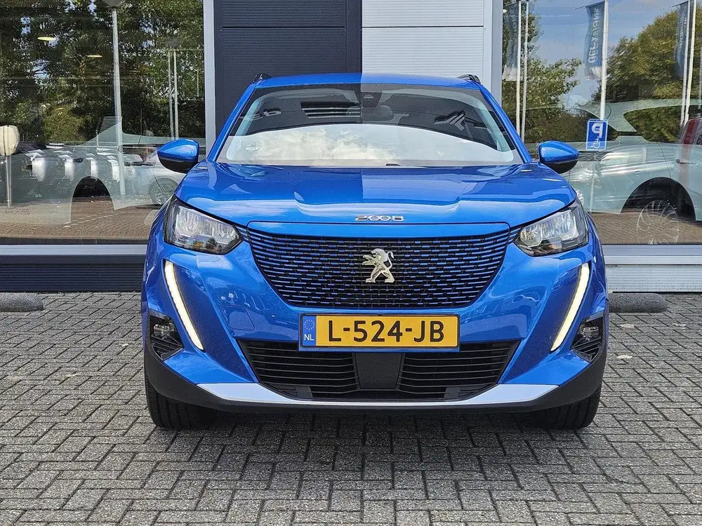 Peugeot 2008 EV Blue Lease Allure 50 kWh uit 2021, foto 6