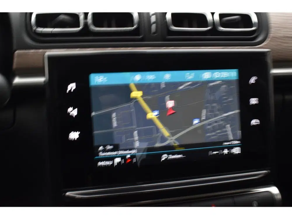 Citroën C3 PureTech 110 EAT6 Shine Automaat uit 2021, foto 8