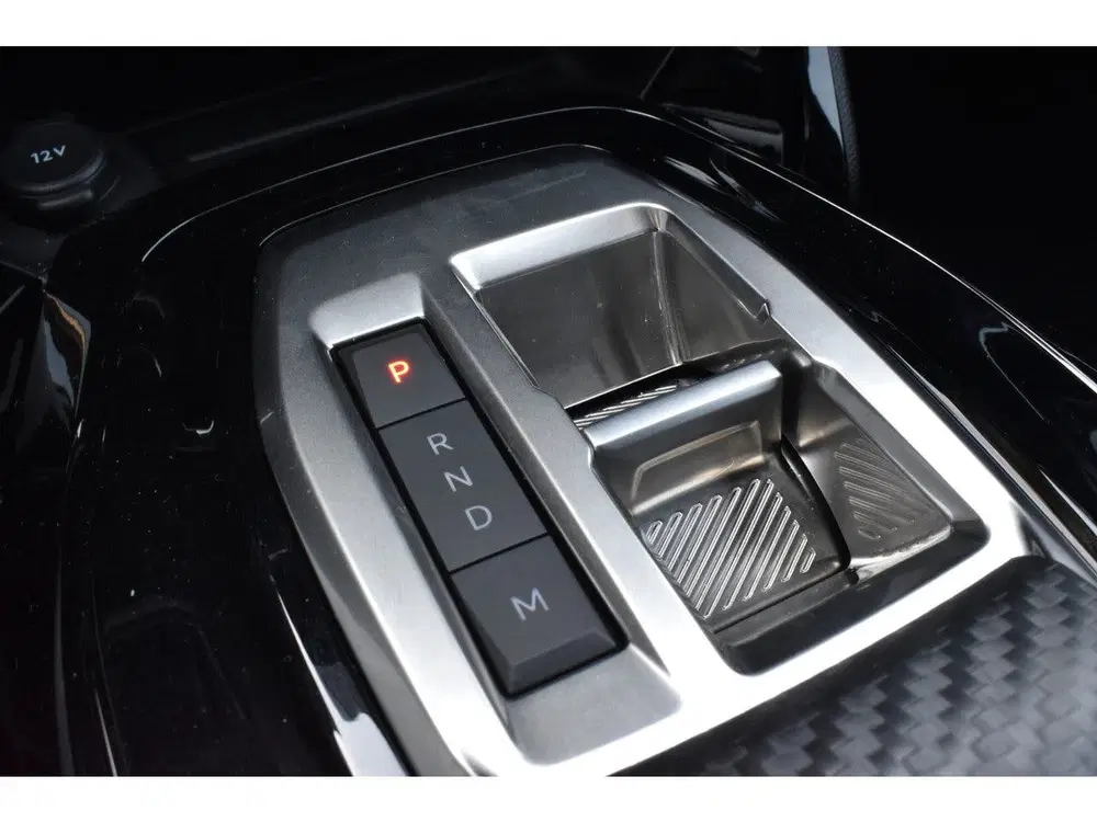 Peugeot 208 Hybrid 110 e-DCS6 GT Navi uit 2026, foto 16