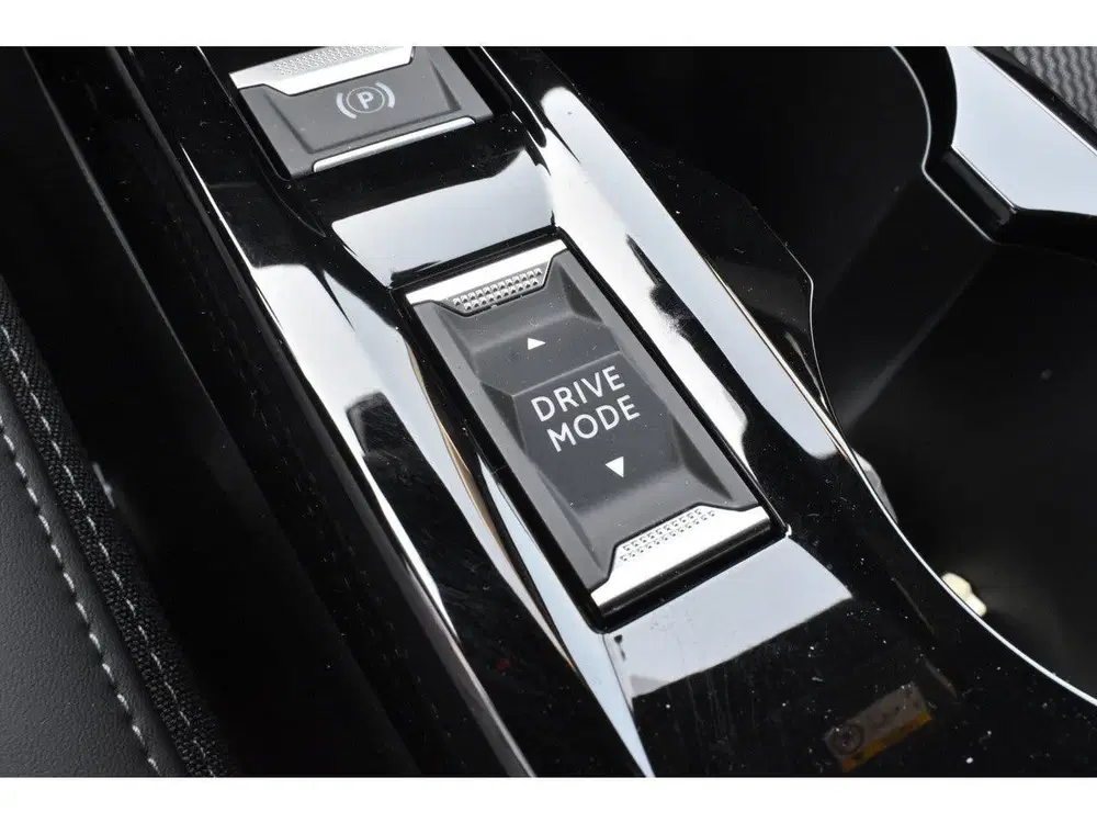 Peugeot 208 Hybrid 110 e-DCS6 GT Navi uit 2026, foto 17