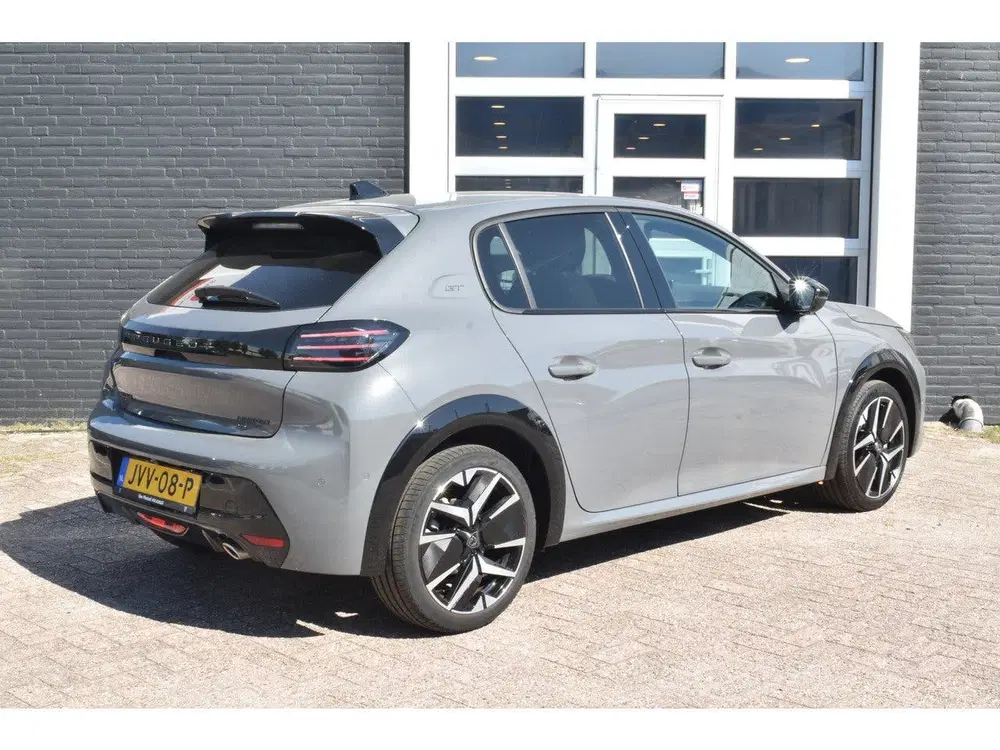 Peugeot 208 Hybrid 110 e-DCS6 GT Navi uit 2026, foto 3