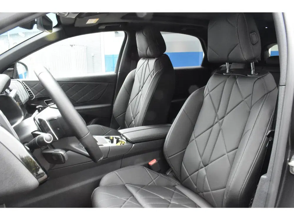 DS Automobiles DS 7 DS DS 7 PHEV 300 4X4 Pallas Leder uit 2025, foto 2