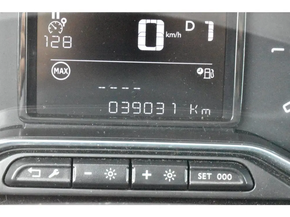 Citroën C3 Aircross PureTech 130 EAT6 Shine Automaat uit 2020, foto 17