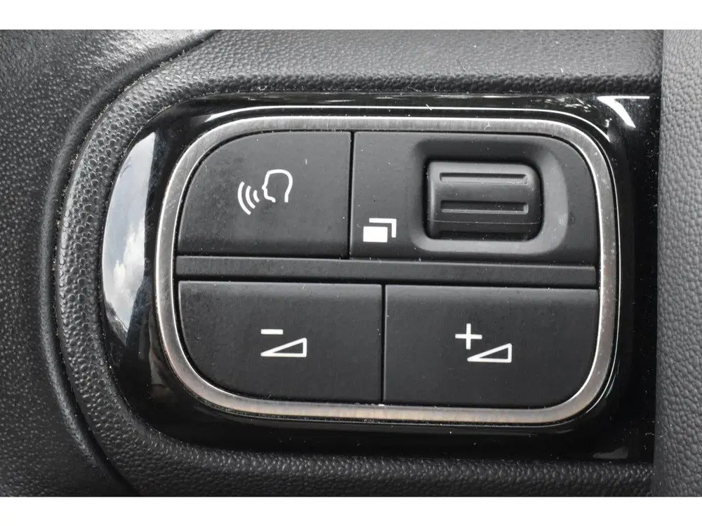 Citroën C3 Aircross PureTech 130 EAT6 Shine Automaat uit 2020, foto 18