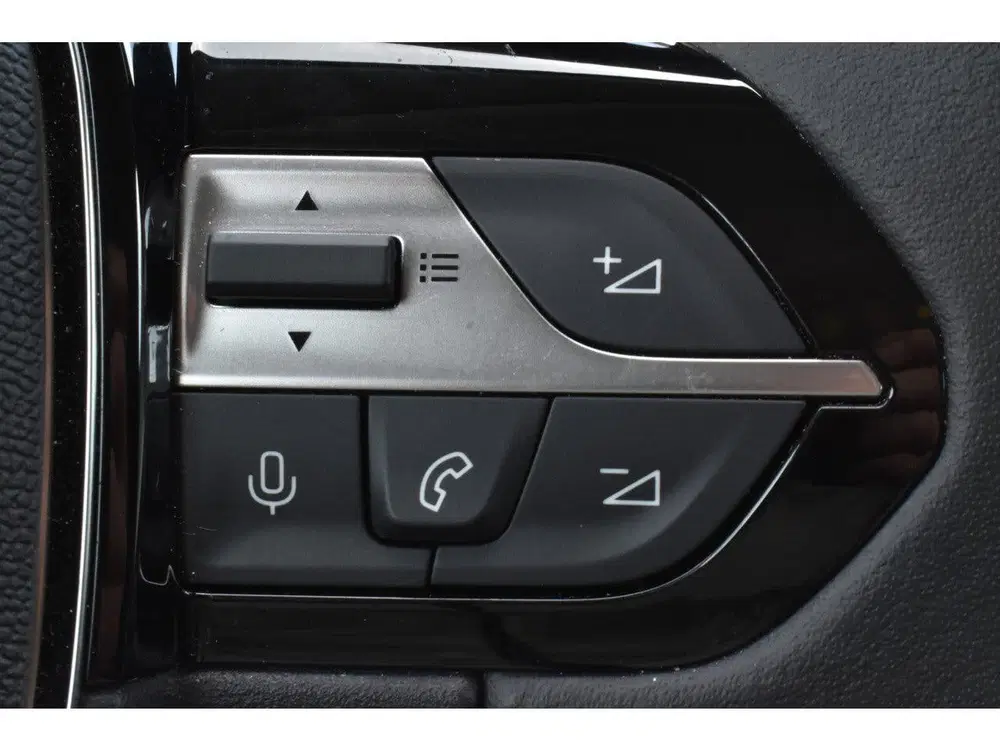 Peugeot 408 Hybrid 145 e-DCS6 Allure . uit 2025, foto 12