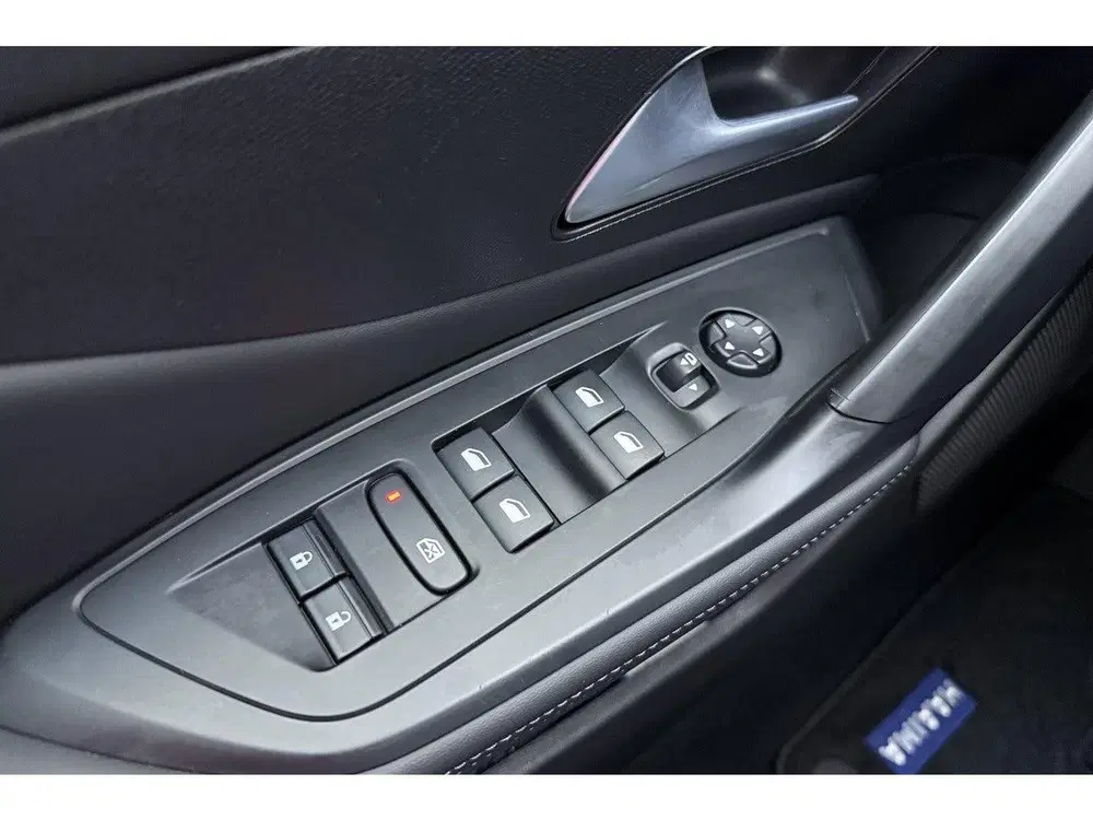 Peugeot 408 1.2 Hybrid 145 e-DCS6 Allure uit 2025, foto 18