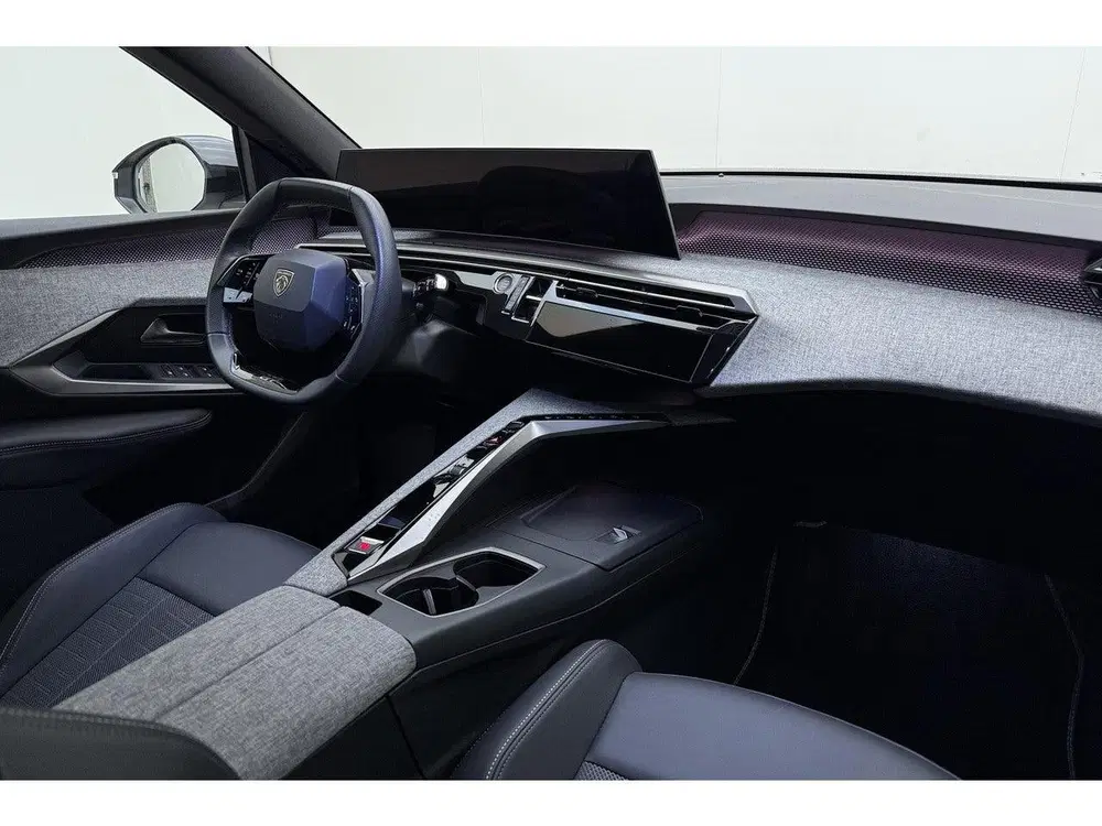 Peugeot 5008 1.2 Hybrid 145 GT 7p uit 2025, foto 17