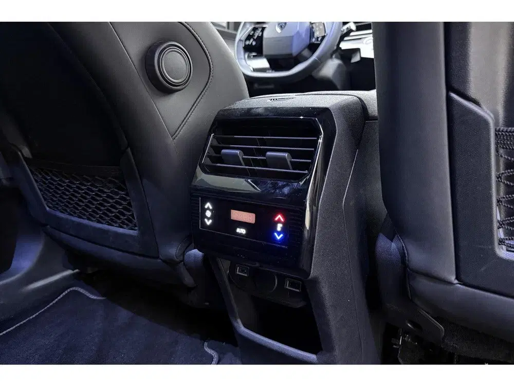Peugeot 5008 1.2 Hybrid 145 GT 7p uit 2025, foto 18