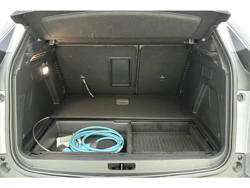 Peugeot 3008 1.6 plug-in Hybrid Allure 180 PK uit 2024, foto 15