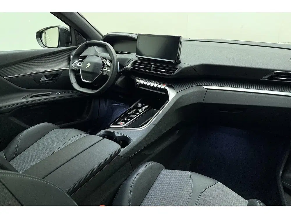 Peugeot 3008 1.6 plug-in Hybrid Allure 180 PK uit 2024, foto 3