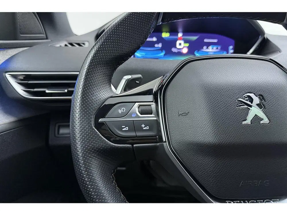 Peugeot 3008 1.6 HYbrid4 300 GT uit 2022, foto 19